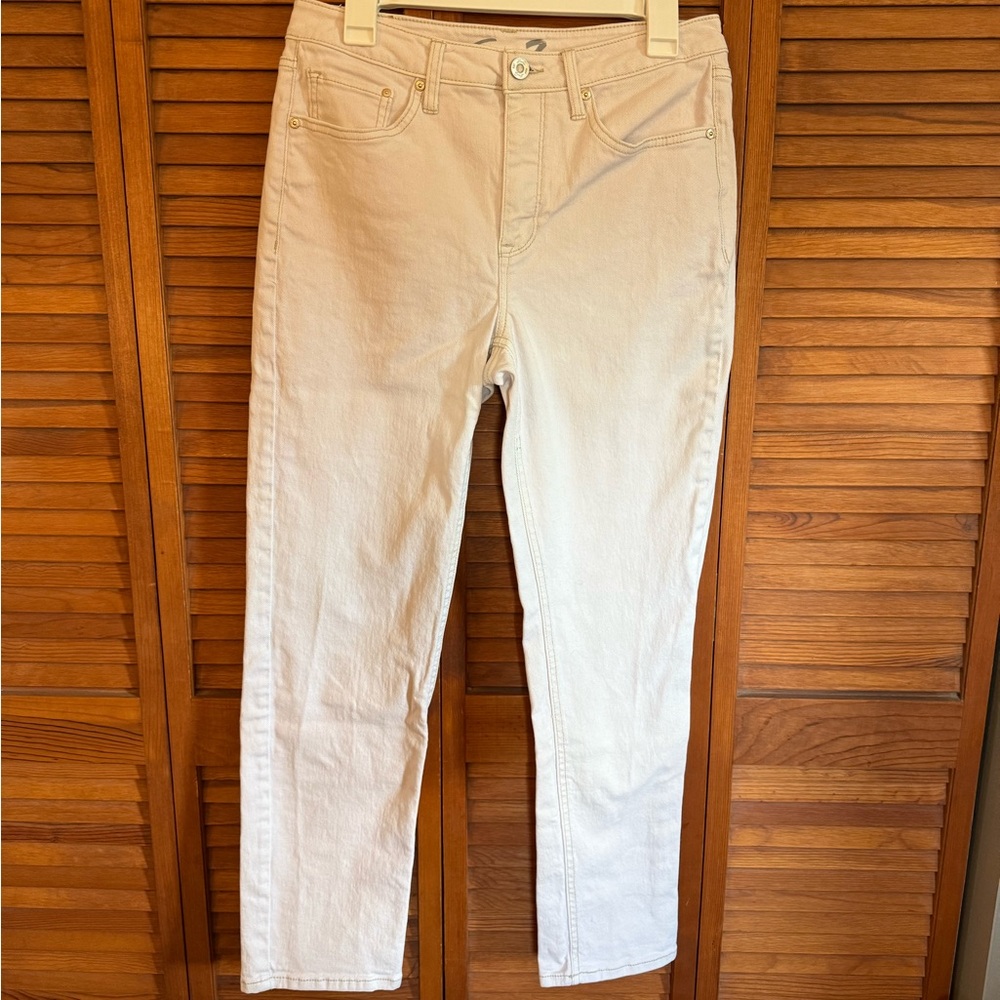 Seven7 Women’s Slim Straight Off-White Denim Jeans